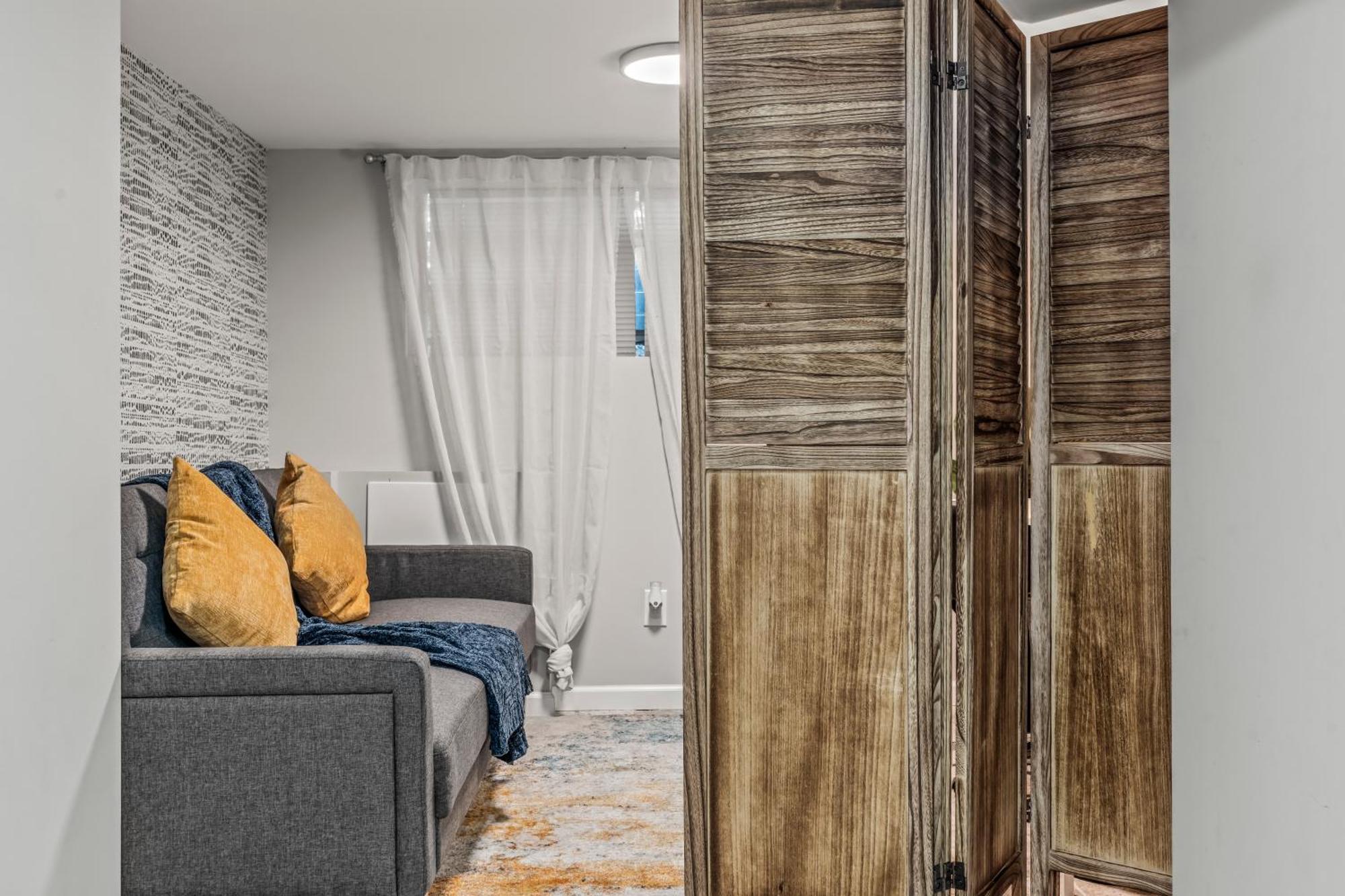 Uptown Gem! A Family Home Free Early Check-In! Филаделфия Екстериор снимка