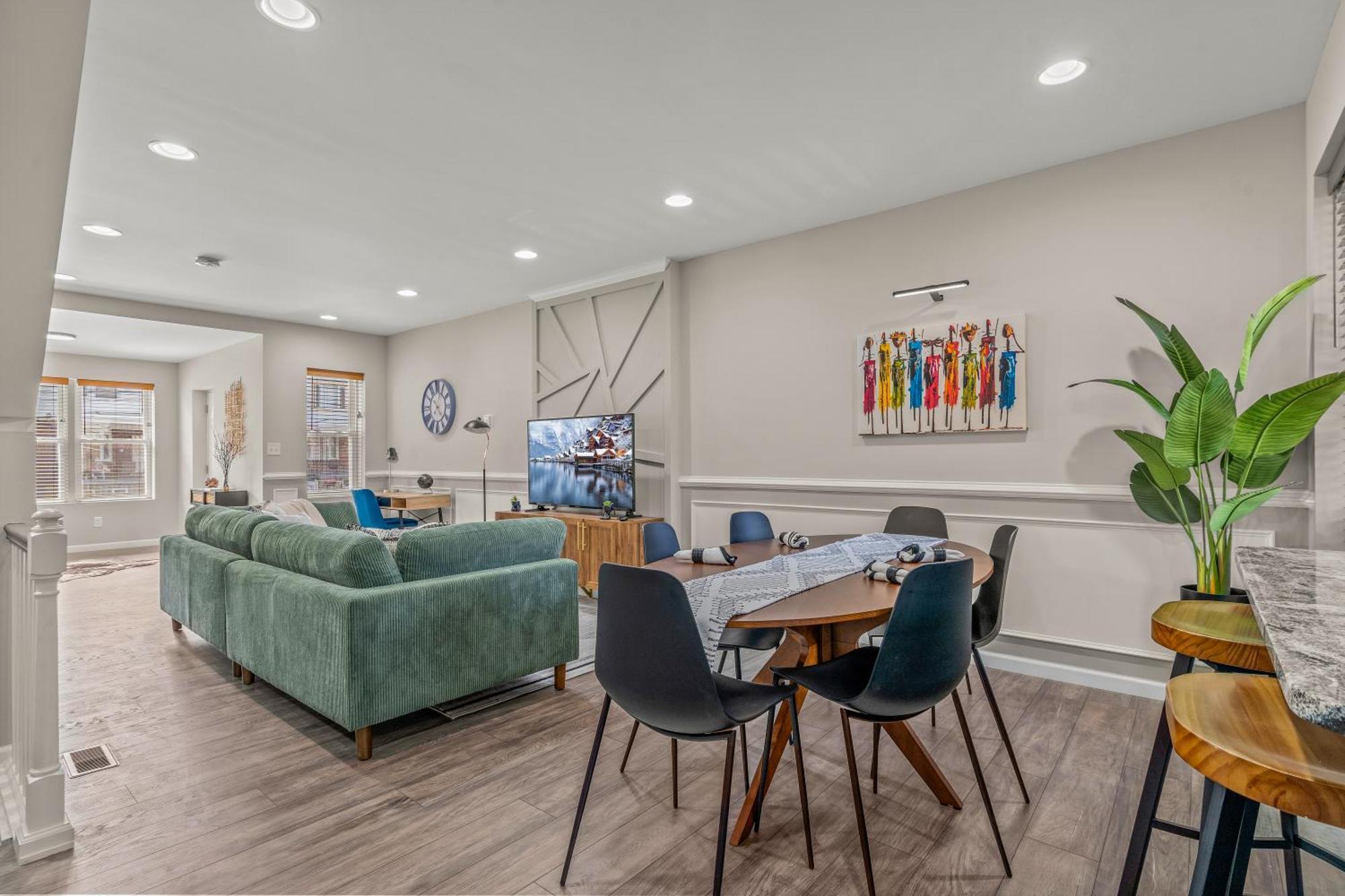 Uptown Gem! A Family Home Free Early Check-In! Филаделфия Екстериор снимка